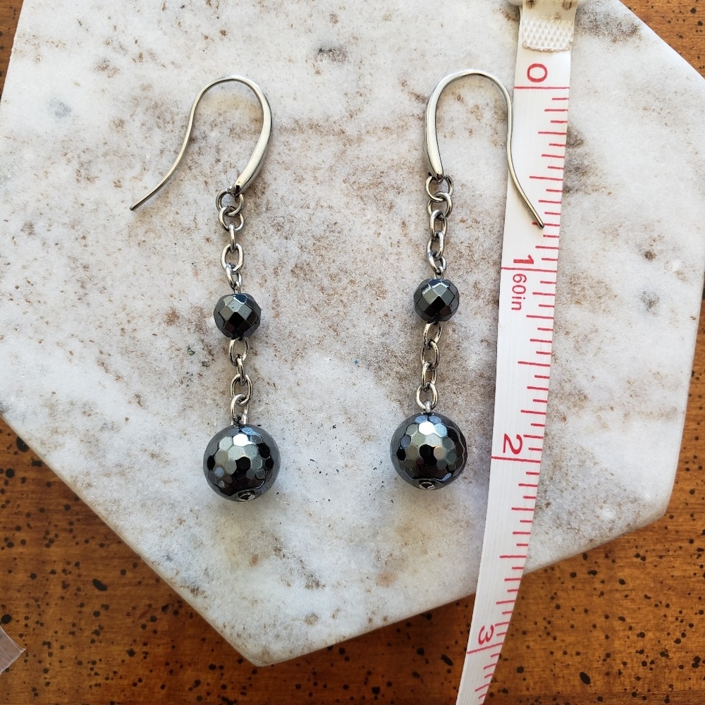 Dangle earrings - Picture 2 of 2